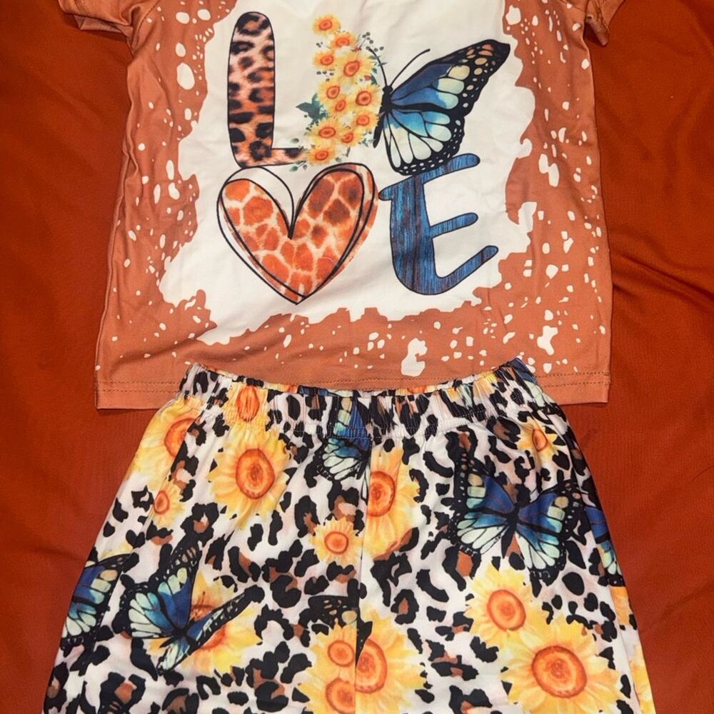 Boutique Girls 5T 2-Piece Outfit Butterfly Sunflower Leopard Print Top & Shorts